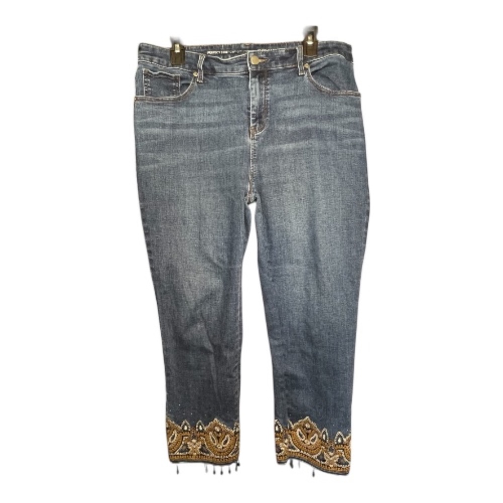 EUC Chico’s Perfect Stretch girlfriend ankle jeans embroidered hem | size 2 (12)